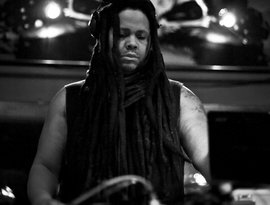 Hieroglyphic Being için avatar