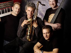 Dave Weckl Band のアバター