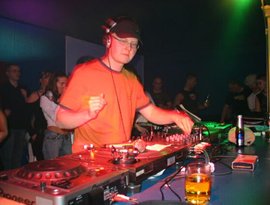 Awatar dla Q-Bass & DJ Brush