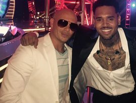 Pitbull feat. Chris Brown のアバター