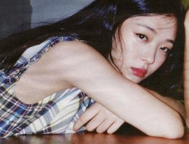 Sulli 的头像