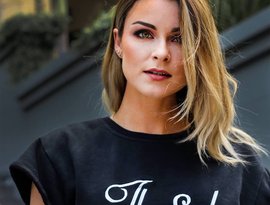 Shayna 的头像