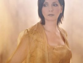 Moya Brennan için avatar