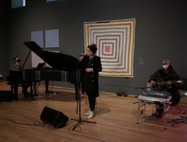Arooj Aftab | Vijay Iyer | Shahzad Ismaily 的头像