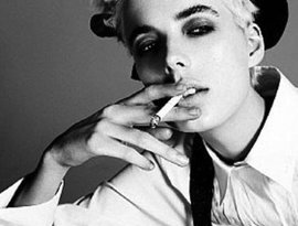 Agyness Deyn 的头像