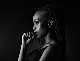 Stella Mwangi için avatar