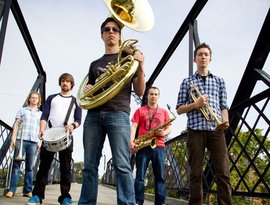 The Heavyweights Brass Band 的头像