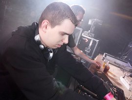 DJ Reset 的头像