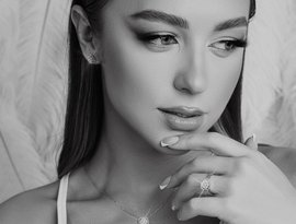 Avatar de Mari Kraimbrery