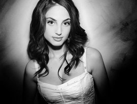 Alexa Ray Joel 的头像