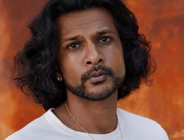Utkarsh Ambudkar 的头像
