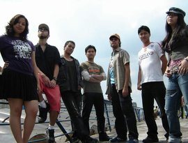J~Squad 的头像