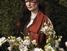 Avatar for Zoë Më