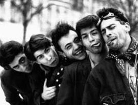 Les STAGIAIRES 的头像