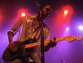 Black Joe Lewis 的头像