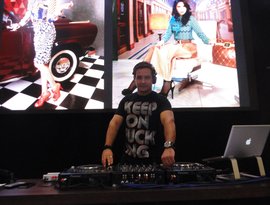 Avatar for DJ BYRON LOPEZ