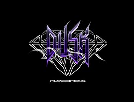 Dusk Records 的头像