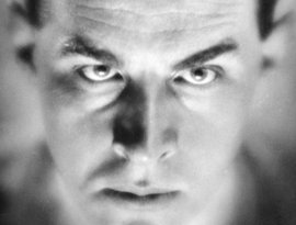 Erich Maria Remarque 的头像