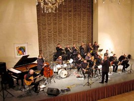 Lehrer Big-Band Bayern 的头像
