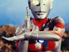 ウルトラマン 的头像