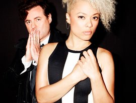 Sneaky Sound System için avatar