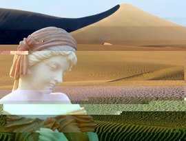 desert sand feels warm at night のアバター