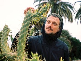 DJ Koze için avatar