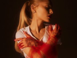 Maximum Decibels: Today's Rock Hits