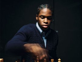 Daniel Caesar のアバター