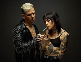 Hot Milk 的头像