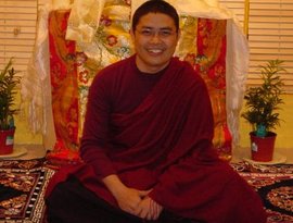Khenpo Pema Choephel Rinpoche 的头像