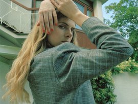 Laurel Halo 的头像