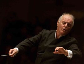 Avatar for West Eastern Divan Orchestra & Daniel Barenboim