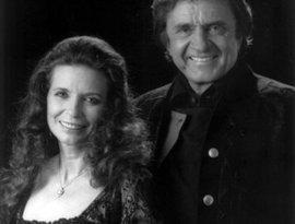 Johnny Cash with June Carter Cash 的头像