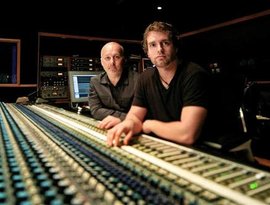 Thomas Bergersen & Nick Phoenix 的头像