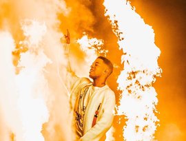 Maximum Decibels: Today's Rock Hits