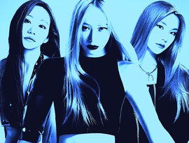 Avatar for YEJI, GISELLE, JULIE