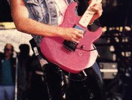 C.C. DeVille 的头像