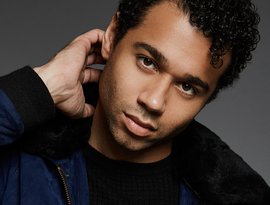 Аватар для Corbin Bleu