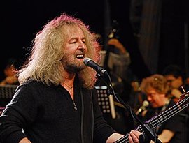 Barclay James Harvest Featuring Les Holroyd 的头像