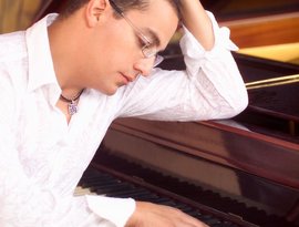 Avatar di Juan Fernando Velasco