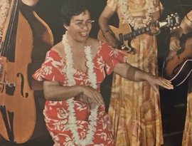 Avatar de Genoa Keawe and her hula maids