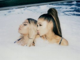 Аватар для Nicki Minaj, Ariana Grande