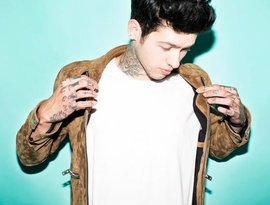 Awatar dla T. Mills