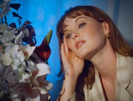 Kacy Hill 的头像