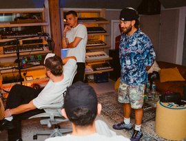 Avatar de Feid, Sky Rompiendo & Majid Jordan