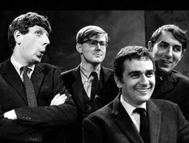 Peter Cook, Dudley Moore, Alan Bennett, Jonathan Miller 的头像