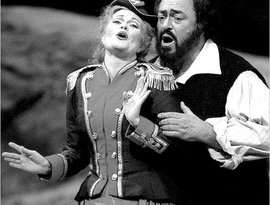 Avatar för June Anderson, Luciano Pavarotti