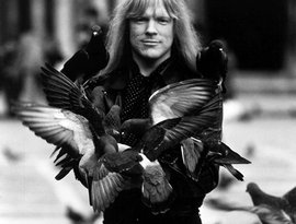 Larry Norman için avatar