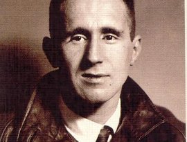 Bertolt Brecht のアバター